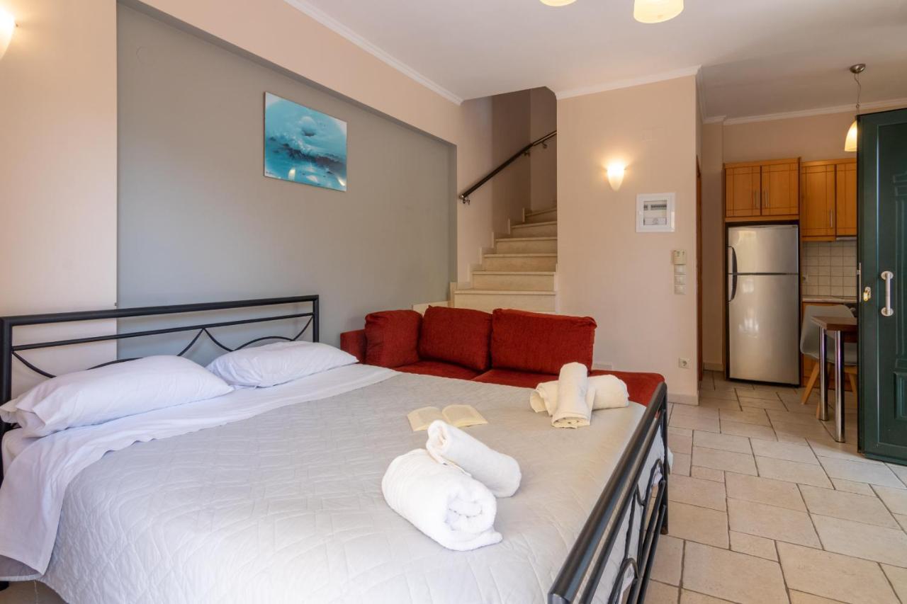 Santa Emelia Lejlighedshotel Vasilikí Eksteriør billede